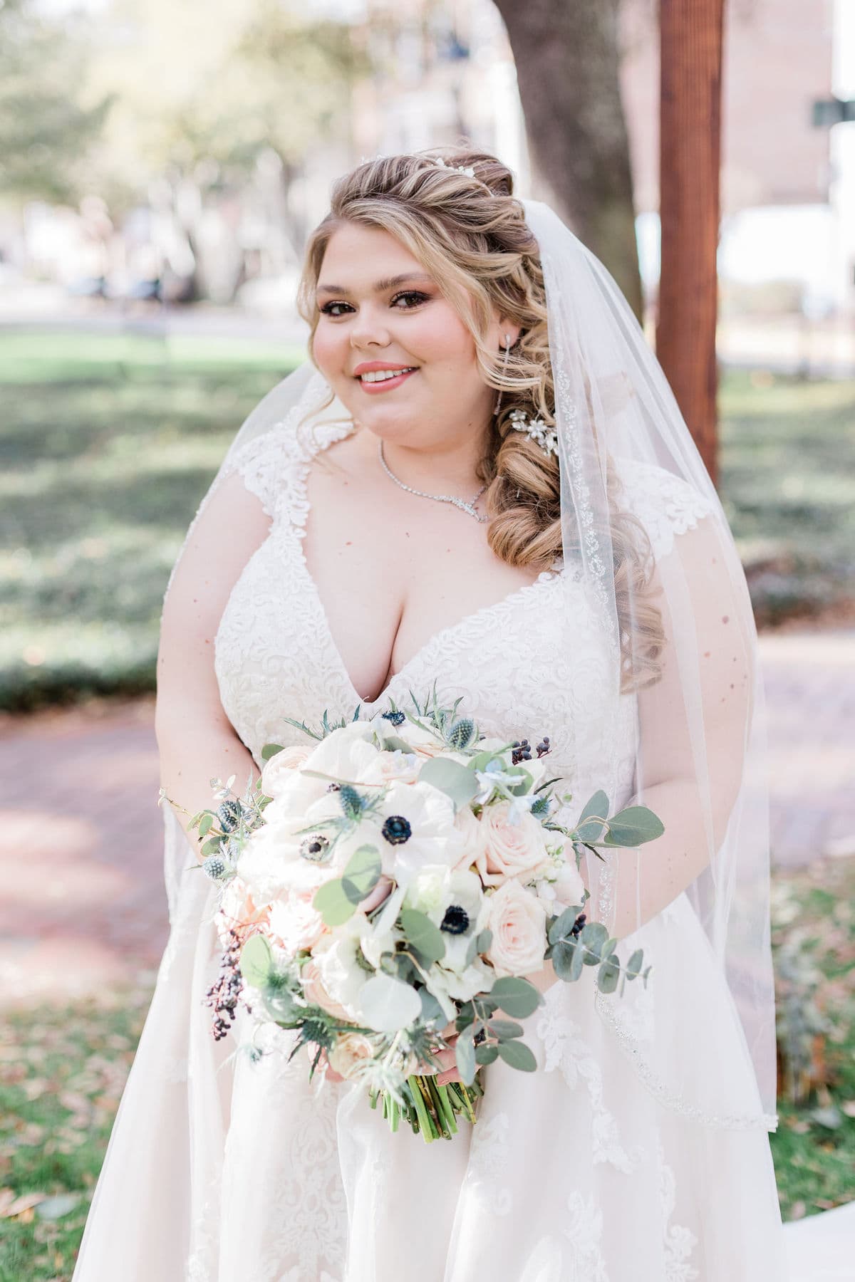 bridal bouquet in Savannah