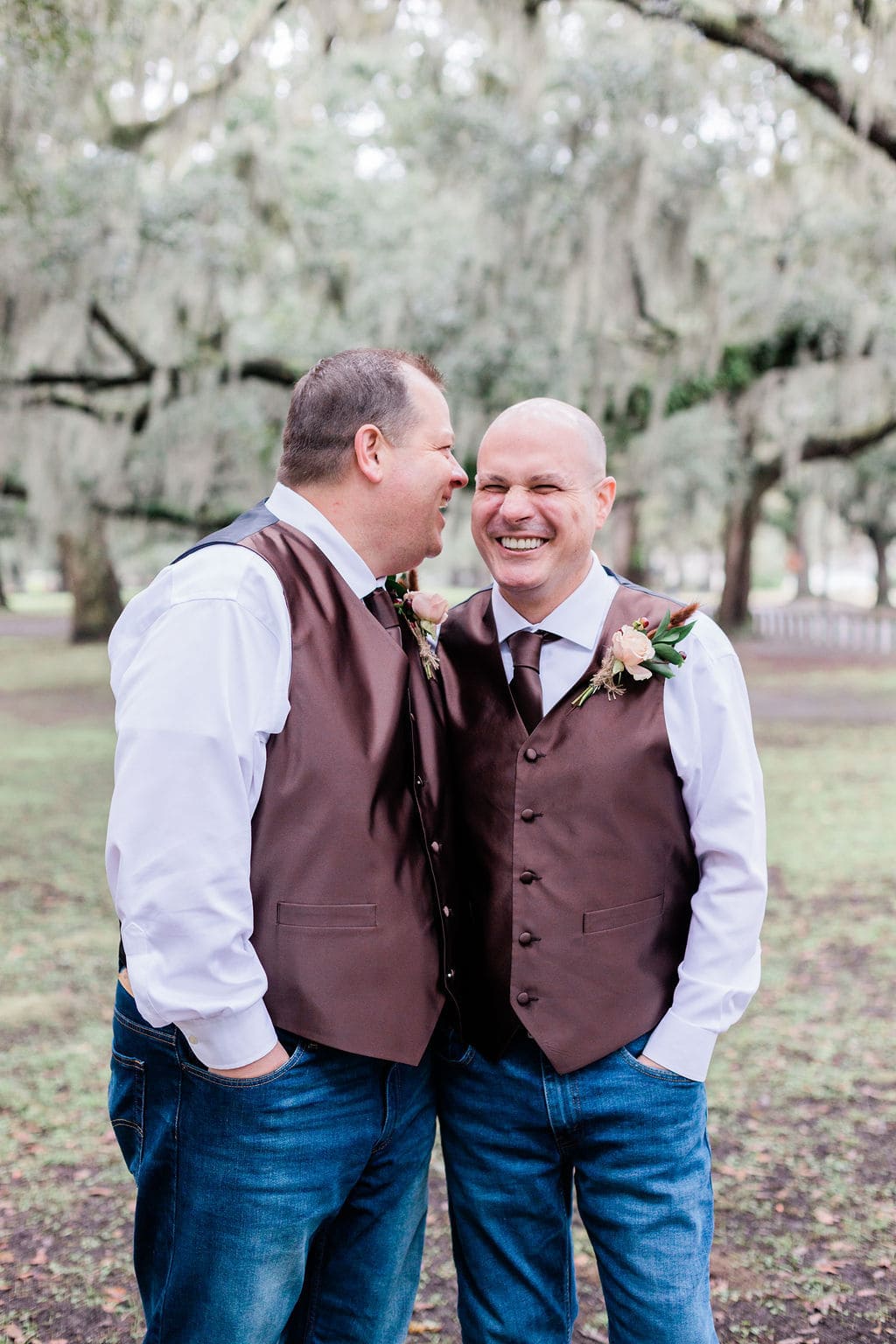 wedding photos in daffin park